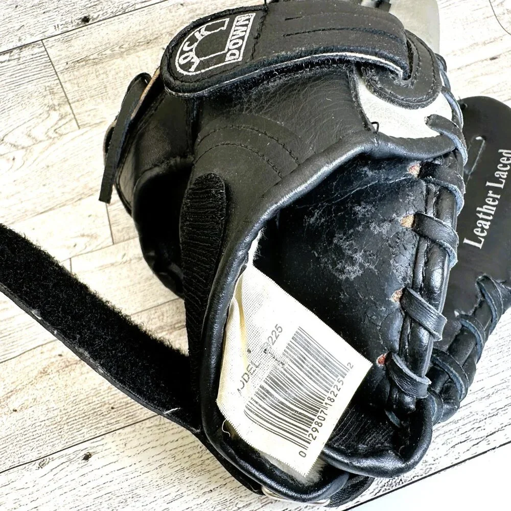 Spalding Model 18225 11.5" Baseball Glove Top Grain Leather Laced RHT Black/Gray - Picture 13 of 15